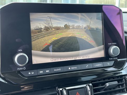 Used 2022 Nissan Pathfinder S w/ Cargo Package image 23