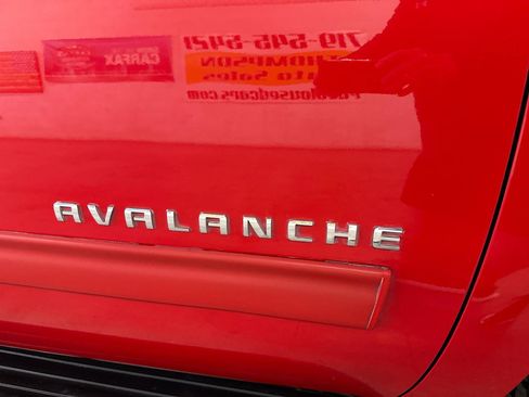 Used 2012 Chevrolet Avalanche LT AWD/4WD image 78