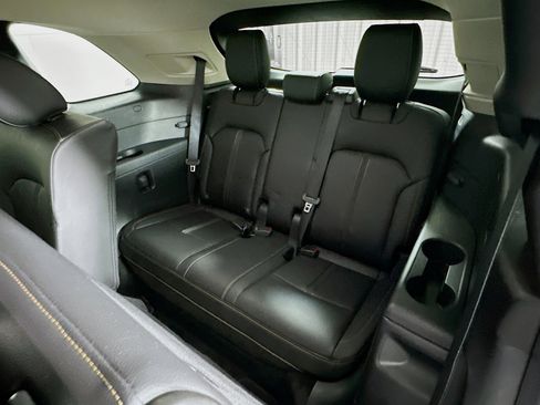 Used 2024 MAZDA CX-90 3.3 Turbo w/ Select Package image 30