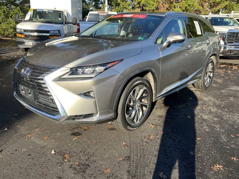 Used 2018 Lexus RX 450hL Luxury image 16