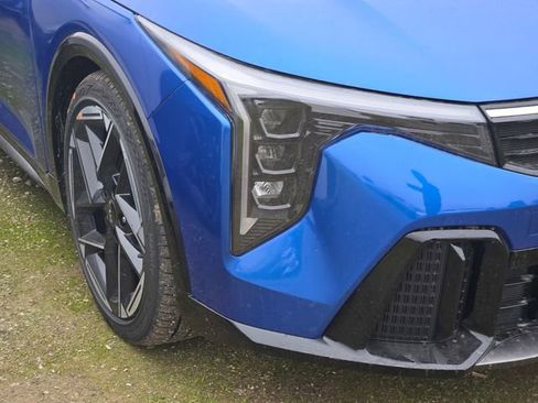 New 2025 Kia K4 GT-Line w/ GT-Line Premium Package image 4