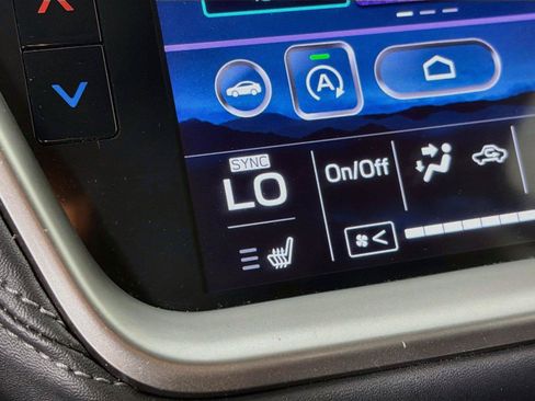 Used 2020 Subaru Outback Premium AWD/4WD image 24