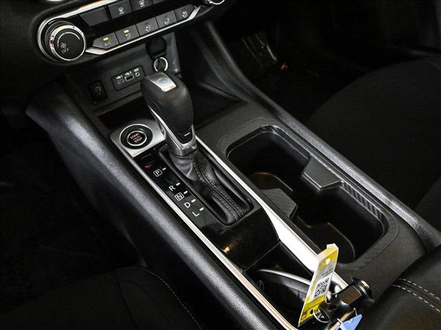 Used 2025 Nissan Sentra SV FWD image 12