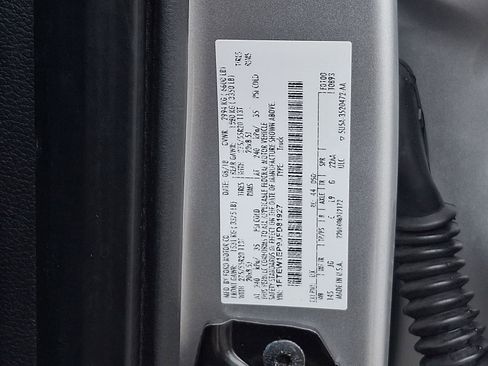 Used 2018 Ford F150 XL w/ Equipment Group 101A Mid AWD/4WD image 26