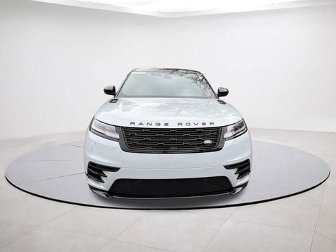 Used 2025 Land Rover Range Rover Velar Dynamic SE image 2
