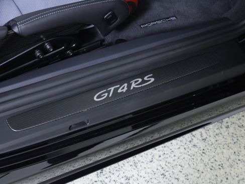 Used 2023 Porsche 718 Cayman GT4 RS image 20