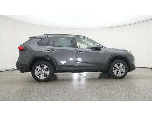 New 2025 Toyota RAV4 XLE AWD/4WD image 28
