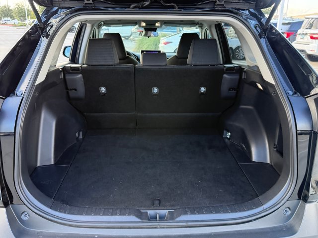 Used 2025 Toyota RAV4 LE AWD/4WD image 29