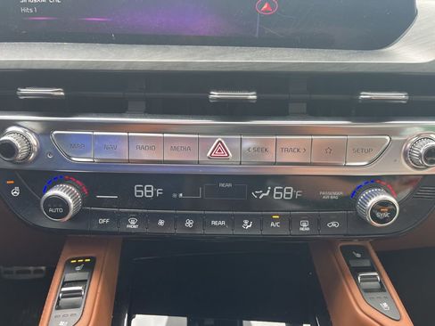 Certified 2023 Kia Telluride SX Prestige X-Line image 21