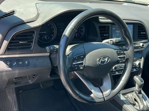 Used 2020 Hyundai Elantra Value Edition w/ Cargo Package (C1) FWD image 10