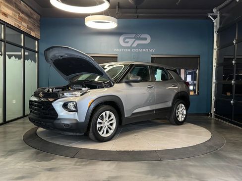 Used 2023 Chevrolet TrailBlazer LS FWD image 24
