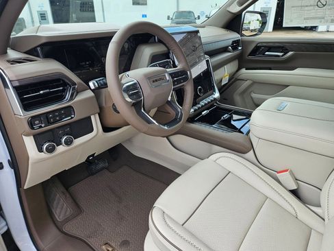 New 2026 GMC Yukon XL Denali RWD image 10