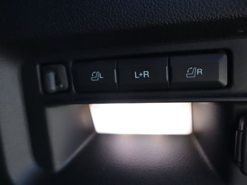 Used 2022 Ford Explorer ST w/ Equipment Group 401A AWD/4WD image 32