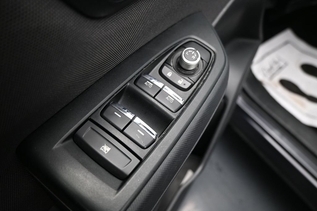 Used 2025 Subaru Forester Premium AWD/4WD image 11