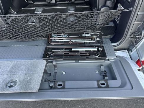 Used 2015 Toyota Land Cruiser Base image 30