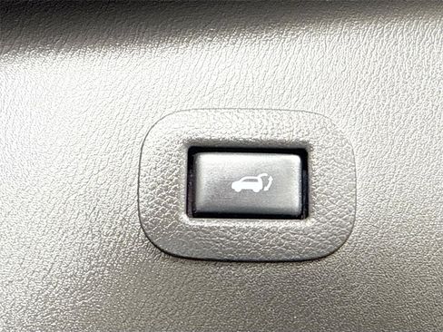 Used 2019 INFINITI QX80 Luxe image 42