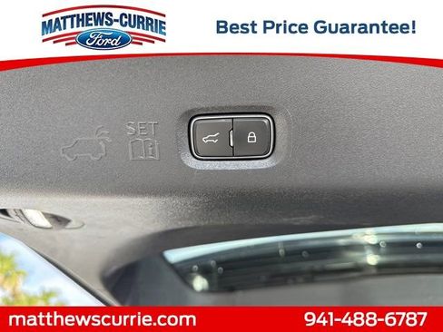 Certified 2025 Ford Expedition Max Platinum image 15