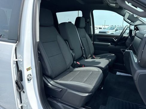 Used 2025 Chevrolet Silverado 2500 LT w/ Convenience Package AWD/4WD image 25