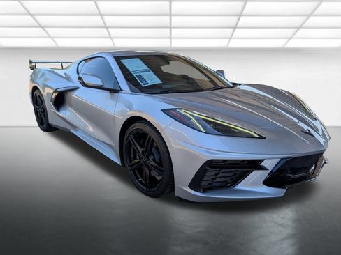 Certified 2026 Chevrolet Corvette Stingray Coupe w/ 1LT RWD image 1