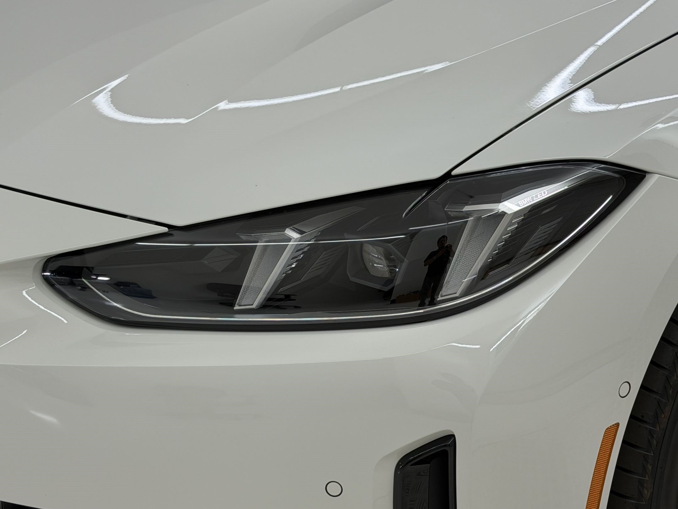 New 2026 BMW i4 eDrive40 w/ Parking Assistance Package RWD image 12