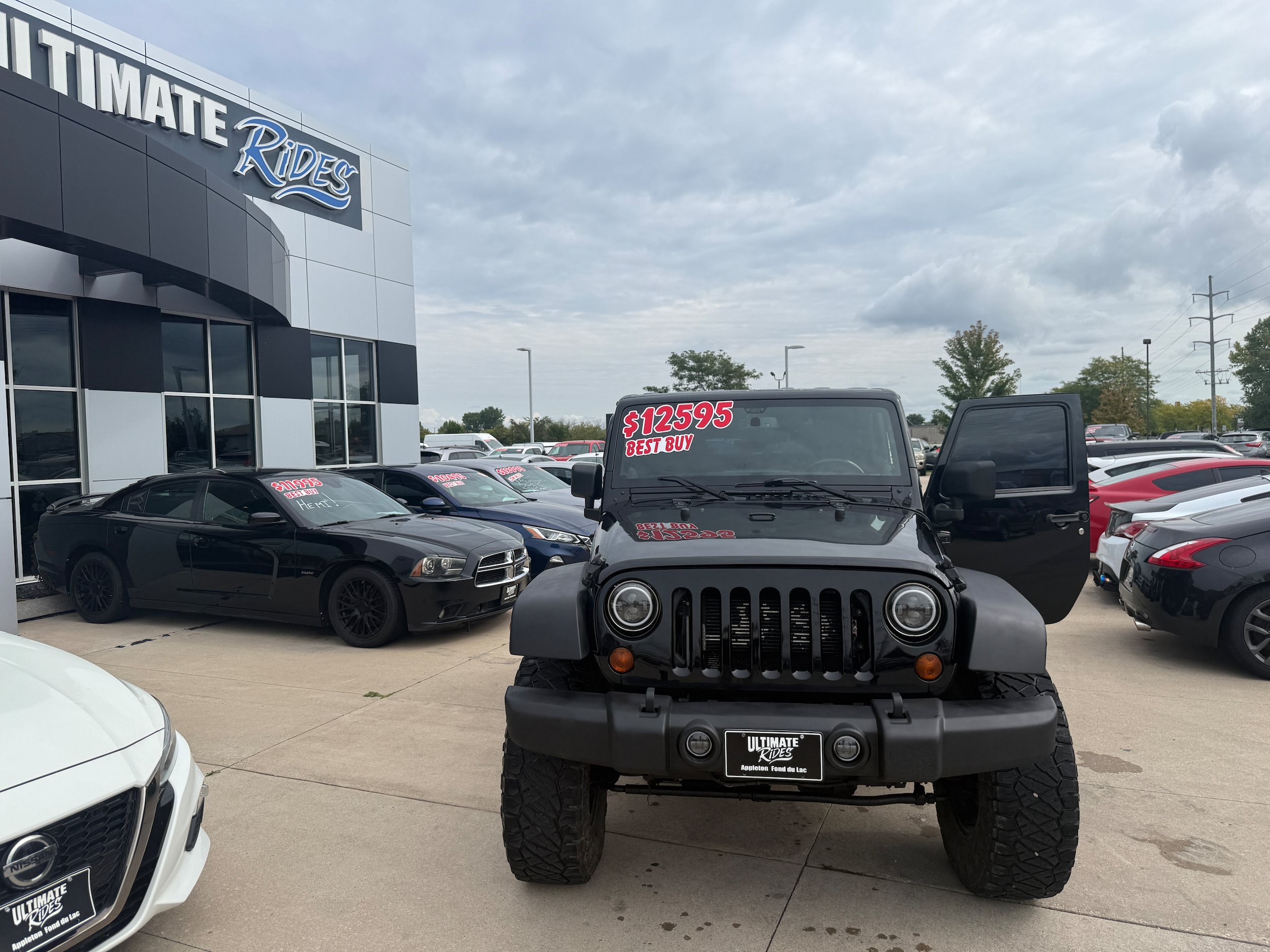 Used 2013 Jeep Wrangler Sport AWD/4WD image 2