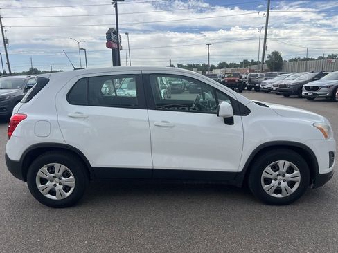 Used 2015 Chevrolet Trax LS w/ LPO, Cargo Package image 6