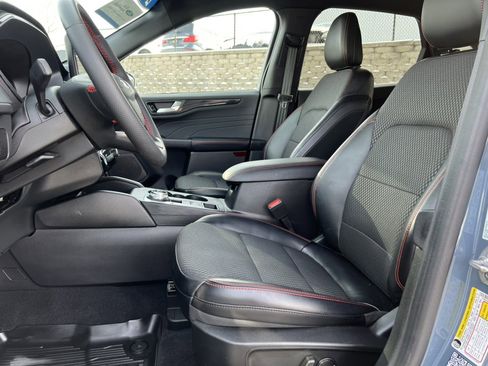 Certified 2023 Ford Escape ST-Line w/ Tech Pack #1 image 4