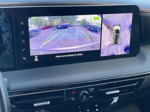 Certified 2025 Nissan Kicks SR AWD/4WD image 20