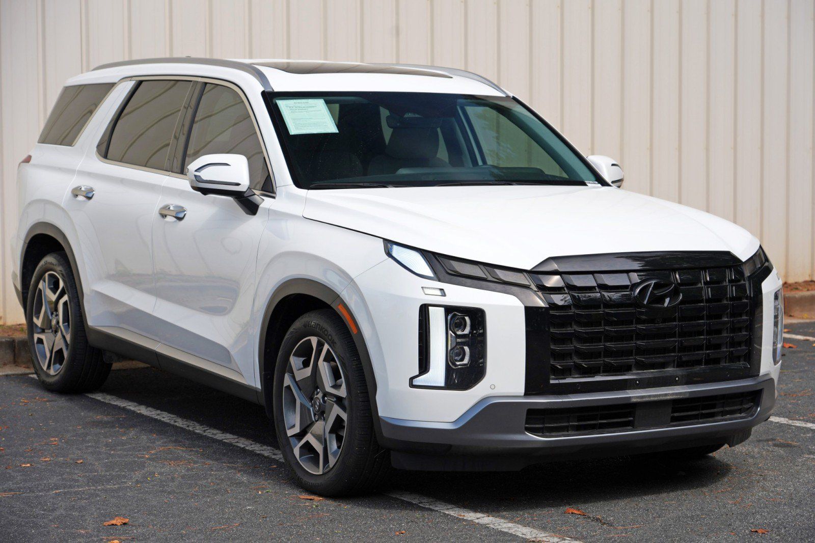 Used 2025 Hyundai Palisade SEL FWD image 48