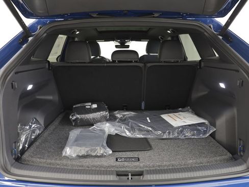 New 2026 Volkswagen Atlas Cross Sport SE AWD/4WD image 17