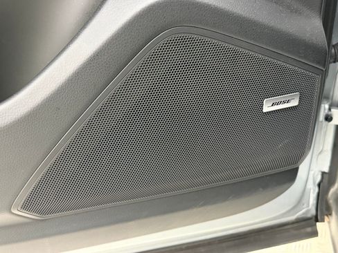 Certified 2023 Porsche Cayenne AWD/4WD image 28