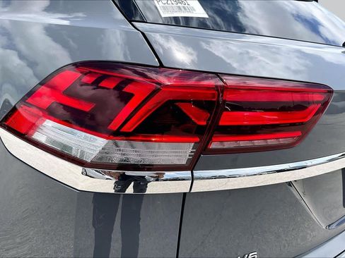 Used 2023 Volkswagen Atlas Cross Sport SEL Premium R-Line AWD/4WD image 29