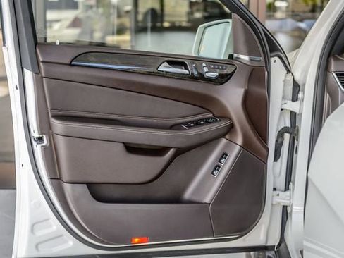 Used 2018 Mercedes-Benz GLS 450 4MATIC w/ Premium Package image 52