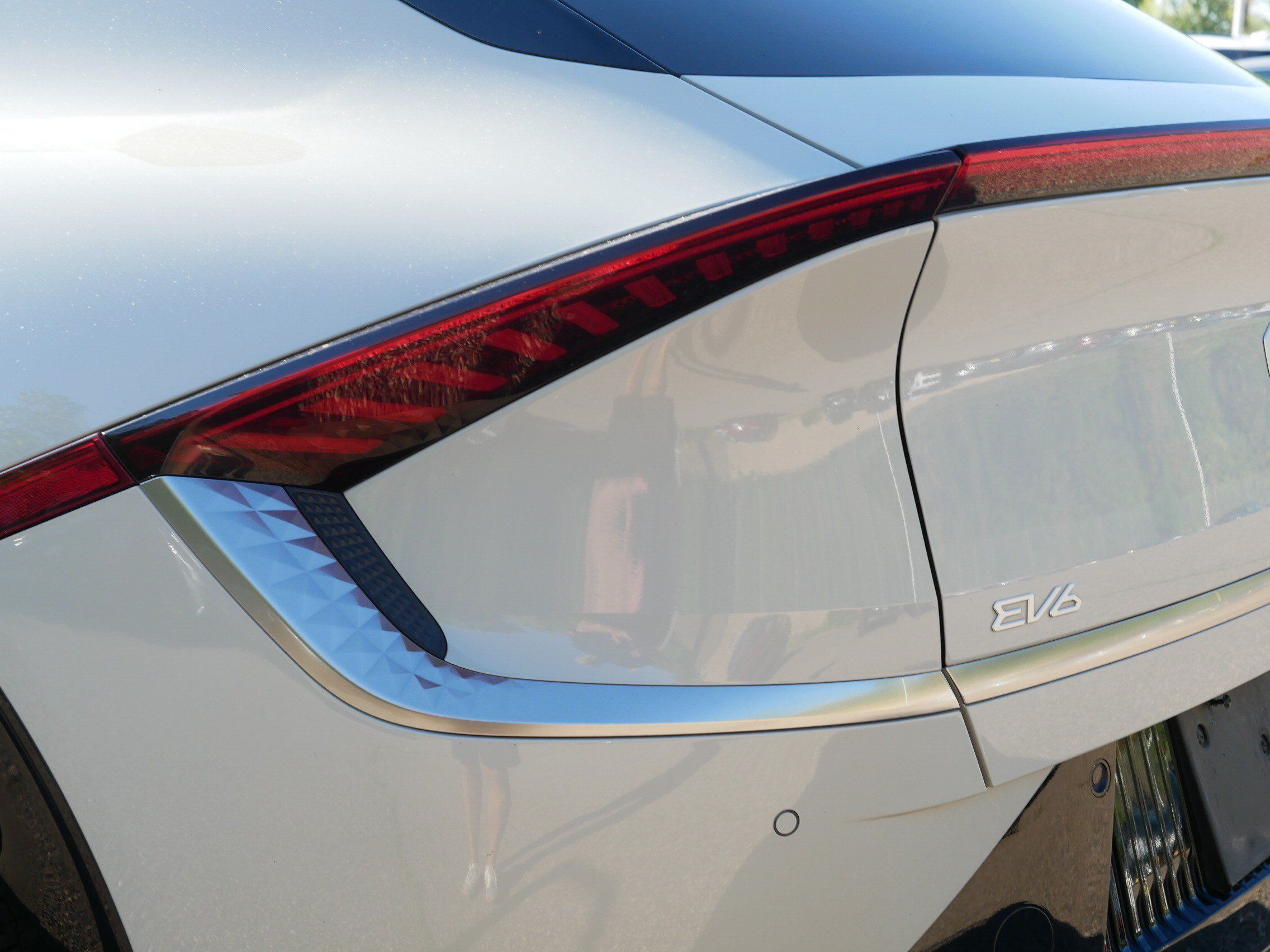 Certified 2023 Kia EV6 Wind w/ Wind Technology Package AWD/4WD image 17