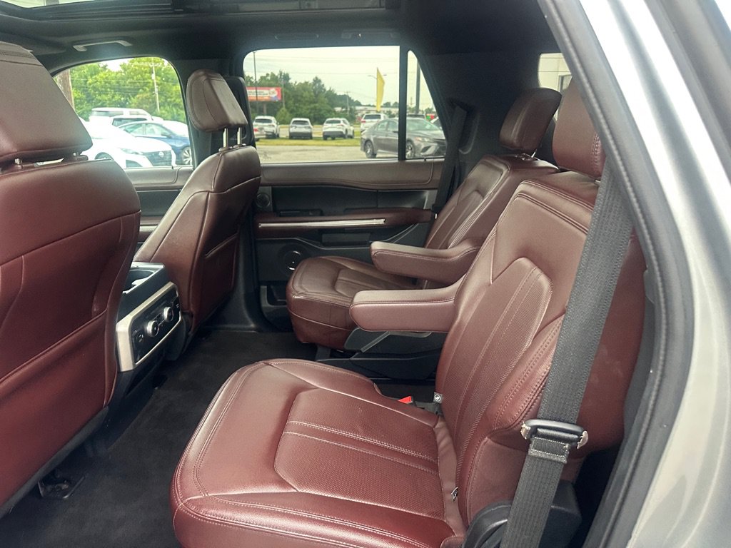 Used 2022 Ford Expedition Limited RWD image 20