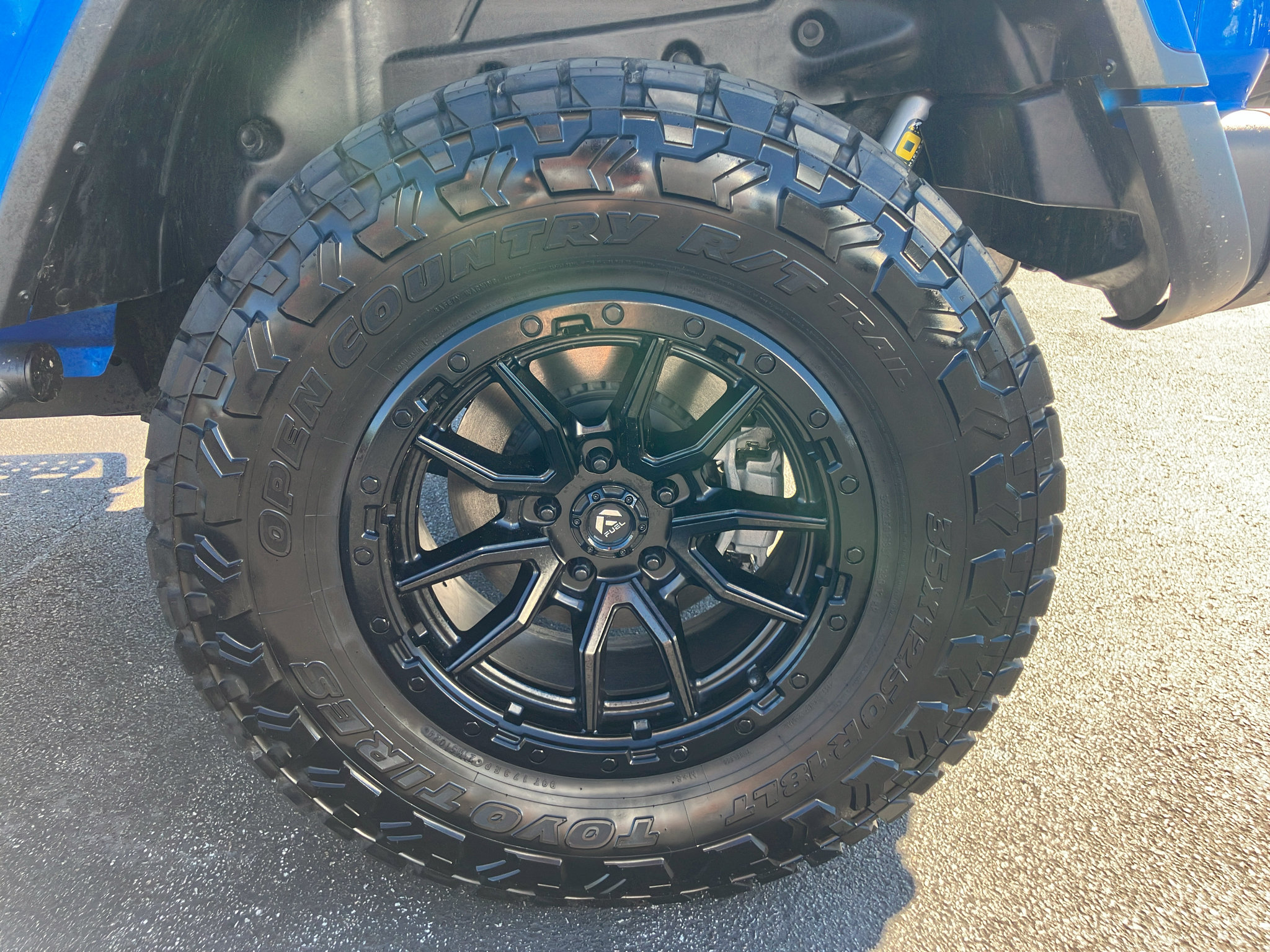 Used 2024 Jeep Wrangler Unlimited Rubicon 4xe AWD/4WD image 12