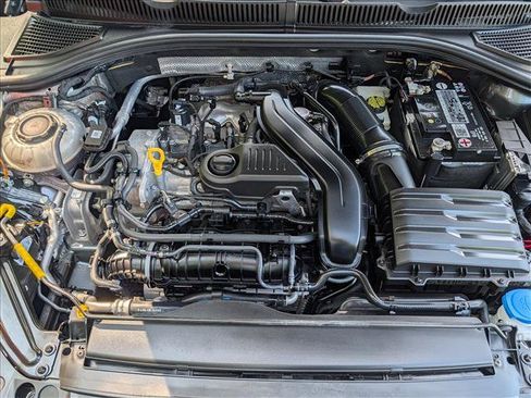 Used 2022 Volkswagen Jetta SE FWD image 8