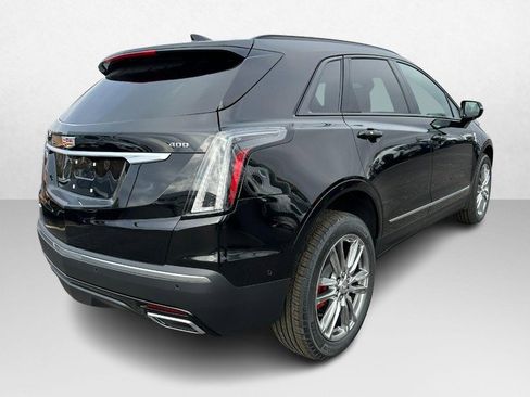 New 2026 Cadillac XT5 Sportv w/ LPO, Floor Liner Package image 3
