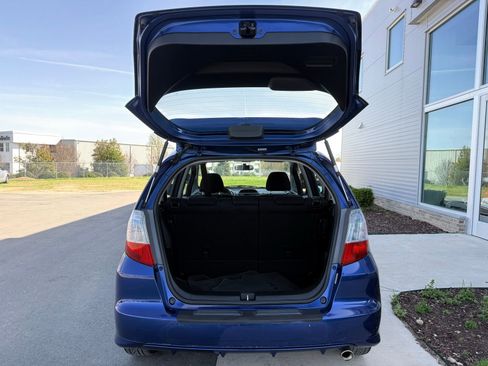 Used 2010 Honda Fit Sport image 37