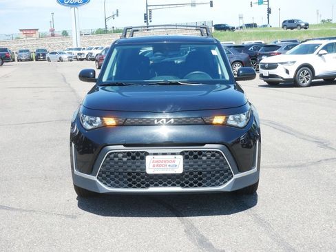 Used 2023 Kia Soul S FWD image 2