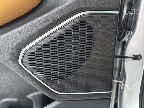 Used 2025 Jeep Grand Cherokee Summit image 19