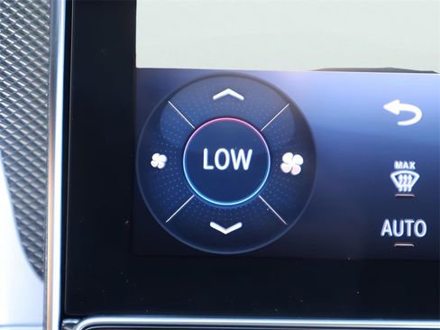 New 2025 Mercedes-Benz C 300 4MATIC Sedan image 34