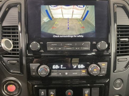 Used 2024 Nissan Titan SV w/ SV Bronze Edition Package image 17