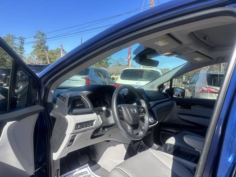 Used 2023 Honda Odyssey Touring image 51
