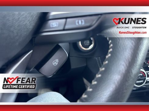 Used 2024 Subaru Forester Limited image 32