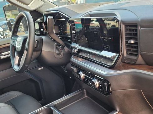 Used 2026 GMC Sierra 3500 SLT w/ SLT Premium Package AWD/4WD image 25