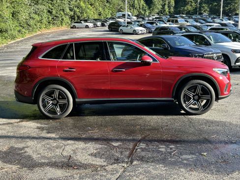 New 2027 Mercedes-Benz GLC 300 4MATIC image 5