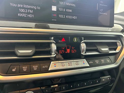 Used 2025 BMW X4 xDrive30i image 17