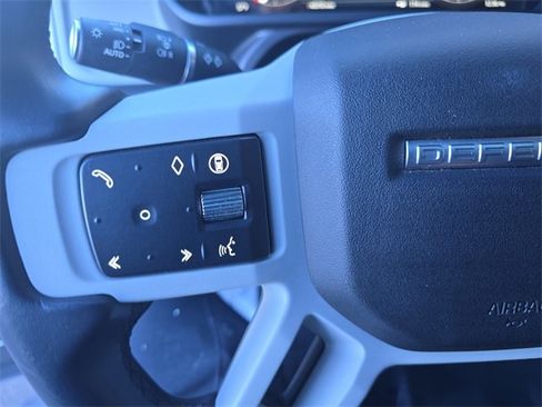 Used 2024 Land Rover Defender 110 S image 16