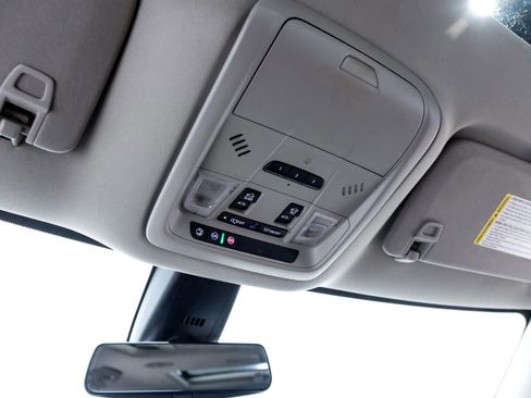 Used 2018 Buick Enclave Avenir w/ Avenir Technology Package image 33